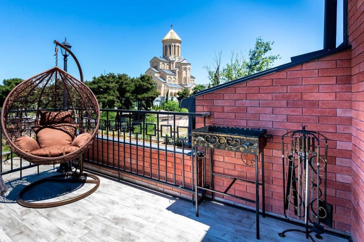 3Br Apt W Huge Terrace & Magnificent Views Tbilissi Extérieur photo